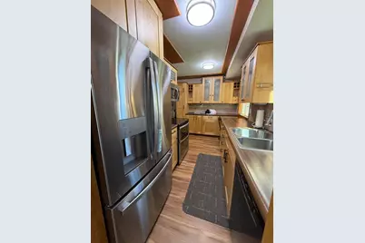 2111 Kings Valley Road W, Golden Valley, MN 55427 - Photo 26