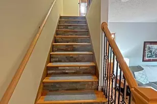 2111 Kings Valley Rd W, Golden Valley, MN 55427 - Photo 32