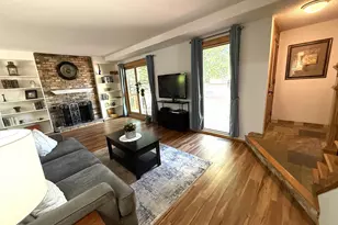 2111 Kings Valley Rd W, Golden Valley, MN 55427 - Photo 16