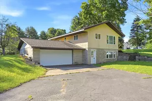 796 Magnor Lake Dr, Clayton, WI 54004 - Photo 2