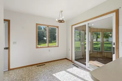 796 Magnor Lake Drive, Clayton, WI 54004 - Photo 4
