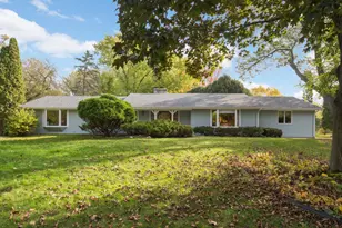 300 Kenmar Cir, Minnetonka, MN 55305 - Photo 2