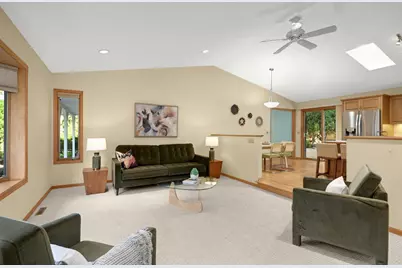 300 Kenmar Circle, Minnetonka, MN 55305 - Photo 18