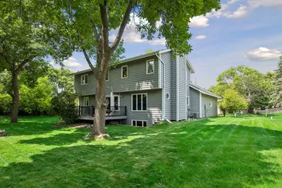 17195 Daniel Lane, Eden Prairie, MN 55346 - Photo 4