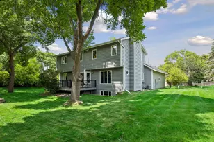 17195 Daniel Ln, Eden Prairie, MN 55346 - Photo 4
