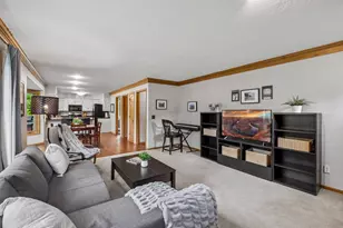 17195 Daniel Ln, Eden Prairie, MN 55346 - Photo 18