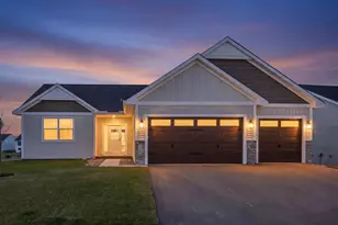 1703 Spruce St, Farmington, MN 55024 - Photo 2