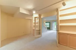 1262 Pondview Ln, White Bear Lake, MN 55110 - Photo 24