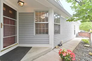1262 Pondview Ln, White Bear Lake, MN 55110 - Photo 6