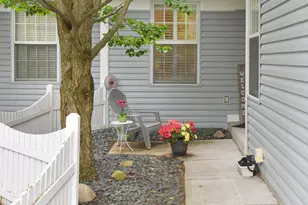 1262 Pondview Ln, White Bear Lake, MN 55110 - Photo 8