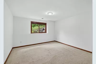 1589 Christie Place, Saint Paul, MN 55106 - Photo 38