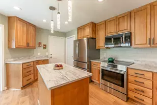 737 Markgrafs Lake Draw, Woodbury, MN 55129 - Photo 4