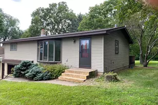 210 Locust St, Pepin, WI 54759 - Photo 2