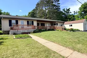 111 3rd Ave N, Hibbing, MN 55746 - Photo 12
