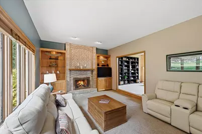 11412 Louisiana Avenue S, Bloomington, MN 55438 - Photo 6