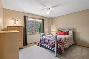 1505 Blackhawk Ridge Way, Eagan, MN 55122 - Photo 32
