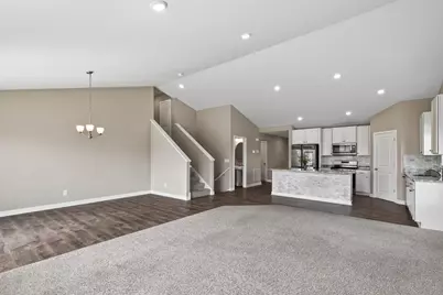 18099 Heirloom Court, Lakeville, MN 55044 - Photo 8