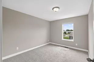 18099 Heirloom Ct, Lakeville, MN 55044 - Photo 18