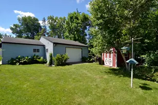 4639 Colorado Ave N, Crystal, MN 55422 - Photo 8