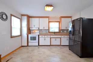 4639 Colorado Ave N, Crystal, MN 55422 - Photo 12
