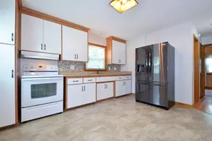 4639 Colorado Ave N, Crystal, MN 55422 - Photo 16