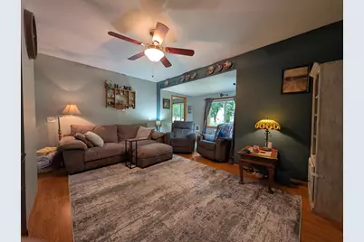 111 E Lyon Street, Minneota, MN 56264 - Photo 8