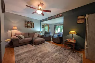 111 E Lyon St, Minneota, MN 56264 - Photo 8