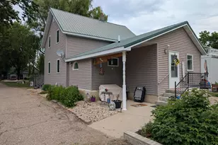 111 E Lyon St, Minneota, MN 56264 - Photo 24
