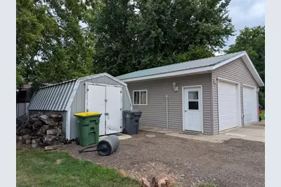 111 E Lyon Street, Minneota, MN 56264 - Photo 28