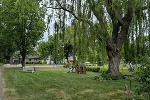 111 E Lyon St, Minneota, MN 56264 - Photo 24