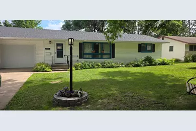 908 Westwood Drive SW, Alexandria, MN 56308 - Photo 2