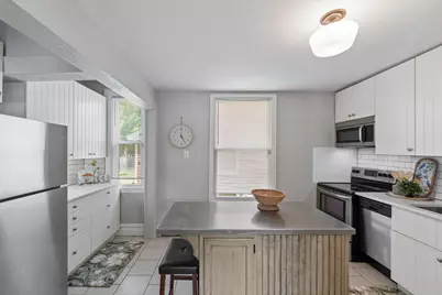 633 Kent Street, Saint Paul, MN 55103 - Photo 1