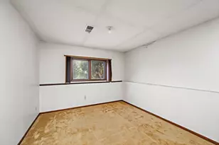 7408 W 100th St, Bloomington, MN 55438 - Photo 12