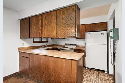7408 W 100th Street, Bloomington, MN 55438 - Photo 4