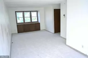 7962 Lad Pkwy, Brooklyn Park, MN 55443 - Photo 14