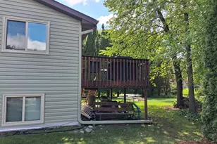 5795 Amy Ln, Maple Plain, MN 55359 - Photo 2