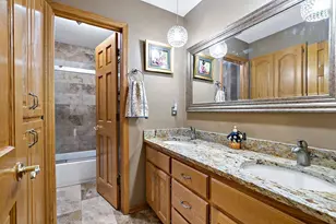 7937 9th St Ct N, Oakdale, MN 55128 - Photo 22