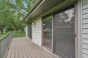 1386 Arden View Dr, Arden Hills, MN 55112 - Photo 40
