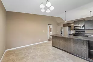 1386 Arden View Dr, Arden Hills, MN 55112 - Photo 16