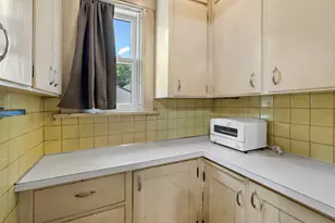 1036 Geranium Ave E, Saint Paul, MN 55106 - Photo 12