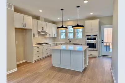 838 Woodlawn Avenue, Saint Paul, MN 55116 - Photo 8