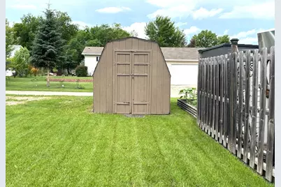 907 Arnold Avenue N, Thief River Falls, MN 56701 - Photo 26