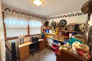907 Arnold Ave N, Thief River Falls, MN 56701 - Photo 14