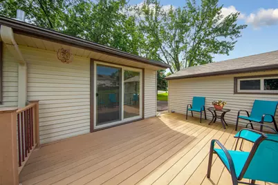 142 22nd Avenue SW, Faribault, MN 55021 - Photo 10