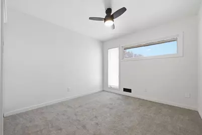 323 E 43rd Street, Minneapolis, MN 55409 - Photo 22