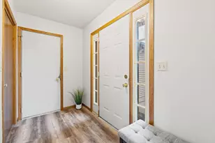 425 W Franklin St, Morristown, MN 55052 - Photo 2