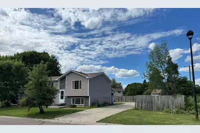 1994 Robin Lane N, Hugo, MN 55038 - Photo 2