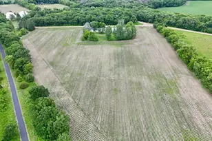 603 222nd St E, Saint Cloud, MN 56301 - Photo 2