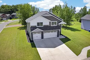 900 Highview Loop SE, Pine City, MN 55063 - Photo 4