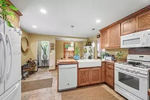 1260 Woodbridge St, Saint Paul, MN 55117 - Photo 4
